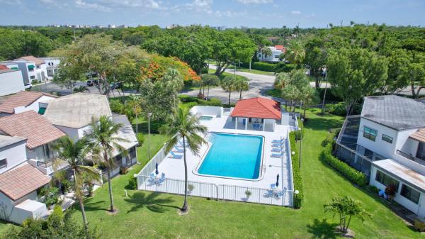 Deer Pointe, 353 NW 36th Ave, Deerfield Beach, Florida 33442, image 1