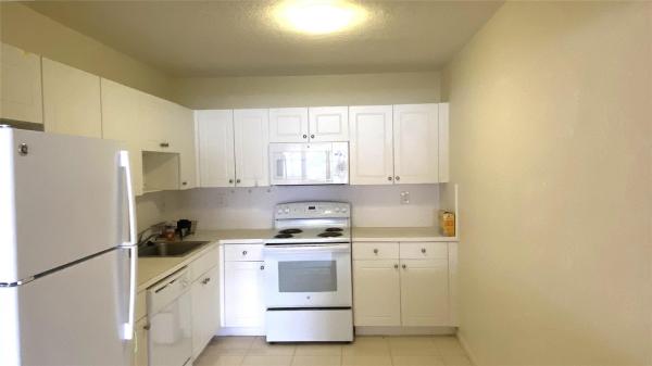 Coco Cay, 760 SE 2nd Ave #G204, Deerfield Beach, Florida 33441, image 1