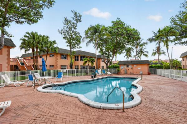 Coco Cay, 760 SE 2nd Ave #204G, Deerfield Beach, Florida 33441, image 2