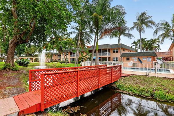 Coco Cay, 760 SE 2nd Ave #G204, Deerfield Beach, Florida 33441, image 1