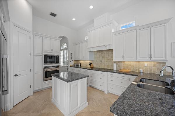 Hunters Chase, 12200 Sunnydale Dr, Wellington, Florida 33414, image 3