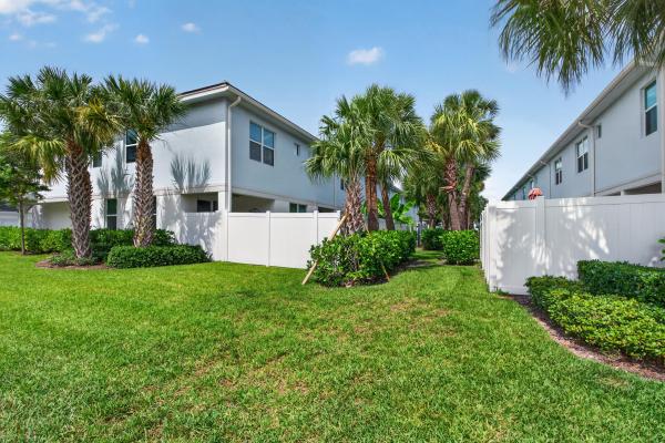 Sandpiper Pointe, 1823 Sandpiper Pointe Pl, Deerfield Beach, Florida 33442, image 1