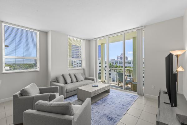 City Palms, 480 Hibiscus St #523, West Palm Beach, Florida 33401, image 1