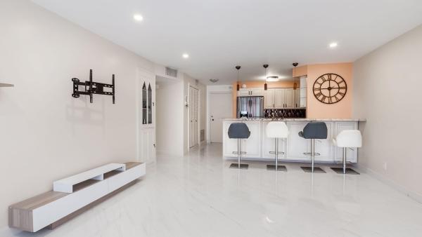 Ocean Monarch, 133 N Pompano Beach Blvd #204, Pompano Beach, Florida 33062, image 2