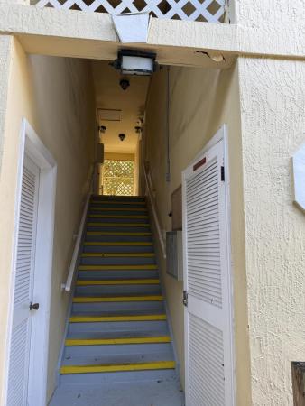 Garden Isle Villas, 320 SE 10th Ave #C, Pompano Beach, Florida 33060, image 2