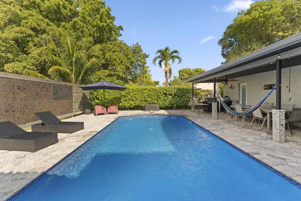 Coconut Creek Residential, 4080 Lake Dr, Coconut Creek, Florida 33066, image 2
