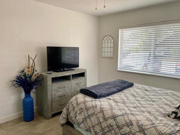 1528 NE 32nd St #1, Oakland Park, Florida 33334, image 2