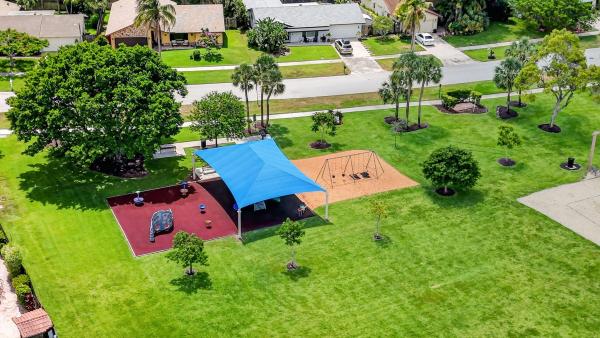 Waterford Homes, 1345 SW 28th Ave, Deerfield Beach, Florida 33442, image 3