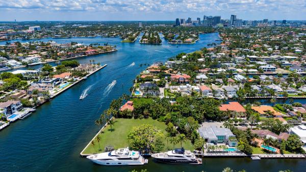 Kents Island, 1000 SE 25th Ave, Fort Lauderdale, Florida 33301, image 2