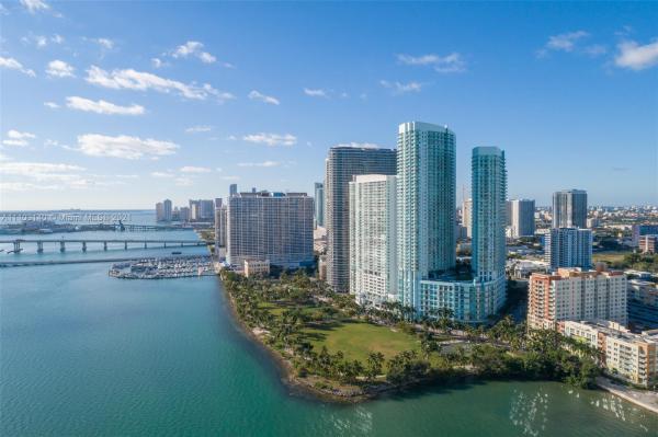 Quantum On The Bay, 1900 N Bayshore Dr, Miami, Florida 33132, image 1