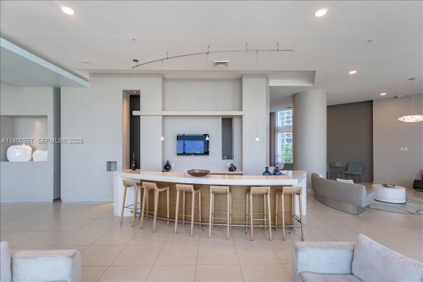 Quantum On The Bay, 1900 N Bayshore Dr #912, Miami, Florida 33132, image 1