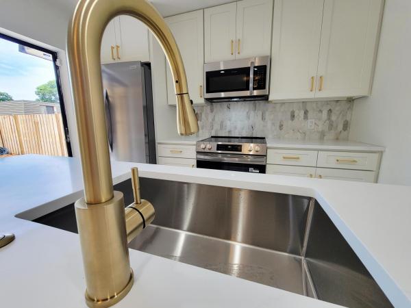 Village Of Sandalwood Lakes, 712 7th Way, West Palm Beach, Florida 33407, image 2