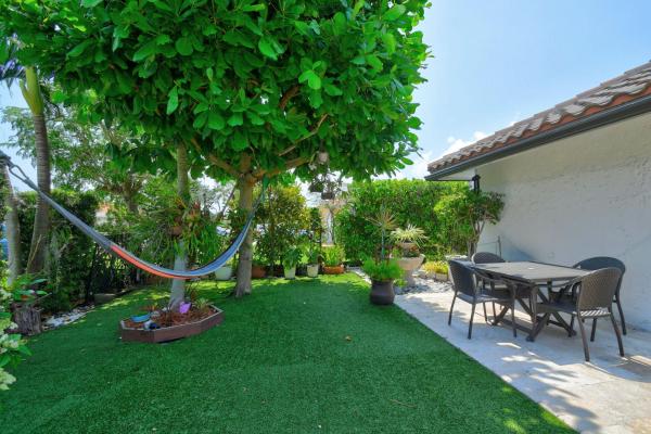 Sun Valley 2, 5817 Laurel Green Cir, Boynton Beach, Florida 33437, image 1