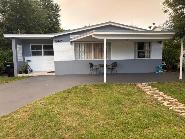 Carver Ranches, 5421 SW 24th St, West Park, Florida 33023, image 2