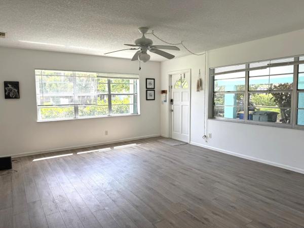 Tropical Beach, 1115 Hernando St #B, Fort Pierce, Florida 34949, image 1