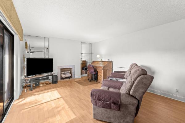 Lakewood Of Palm Springs, 110 Lake Arbor Dr, Palm Springs, Florida 33461, image 3