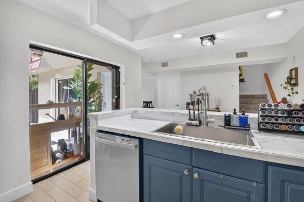 Banyan Lake, 22976 Oxford Pl #C, Boca Raton, Florida 33433, image 2