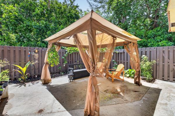 Banyan Lake, 22976 Oxford Pl #C, Boca Raton, Florida 33433, image 3