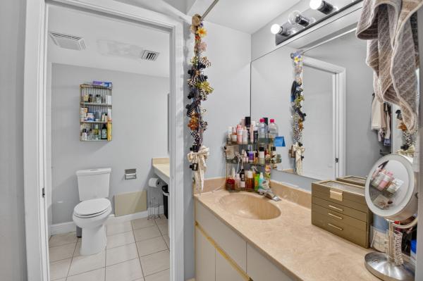 Banyan Lake, 22976 Oxford Pl #C, Boca Raton, Florida 33433, image 1