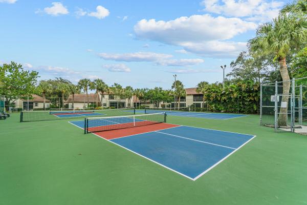 Park Pointe, 3315 Lucerne Park Dr, Greenacres, Florida 33467, image 1