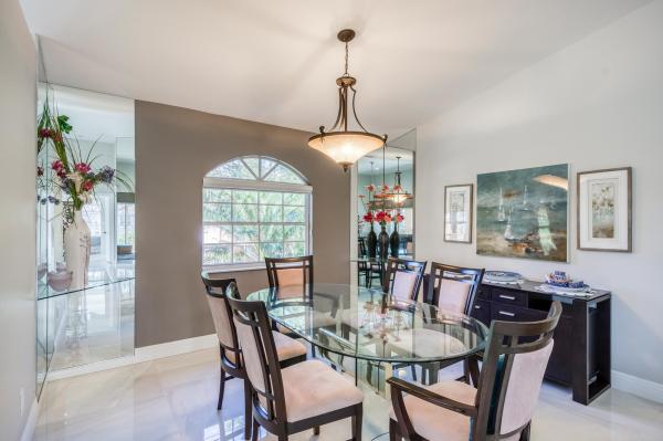 Legends, 208 Legendary Cir, Palm Beach Gardens, Florida 33418, image 1