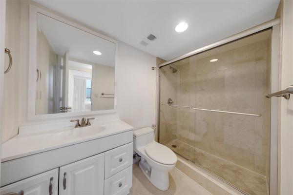 Tower At Biscayne Cove, 18181 NE 31st Ct #804, Aventura, Florida 33160, image 2