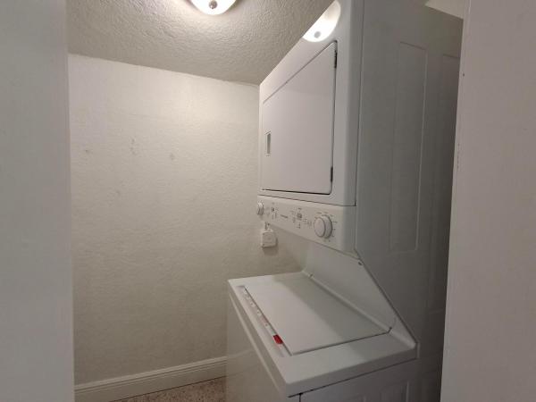 1624 NE 25th St #1-2, Wilton Manors, Florida 33305, image 2