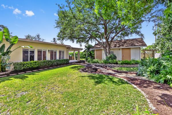 Palm Springs Village, 313 Poe Dr, Palm Springs, Florida 33461, image 2