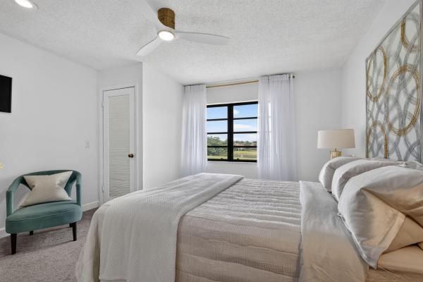 Fairways Of Boca Lago, 21219 Lago Cir, Boca Raton, Florida 33433, image 1
