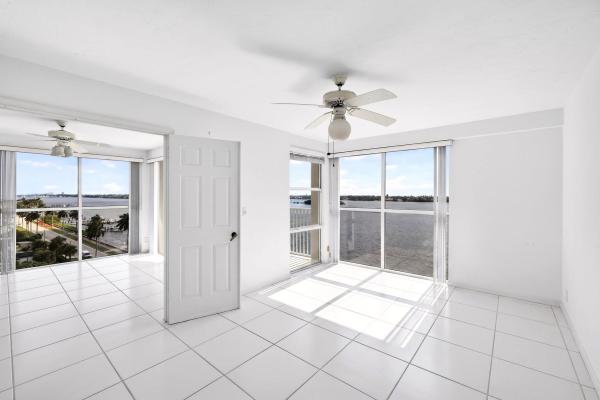 Harbor Towers & Marina, 3901 S Flagler Dr #901, West Palm Beach, Florida 33405, image 2