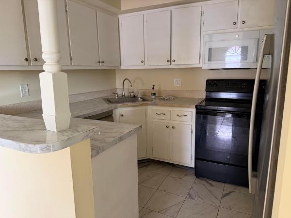 Chateau Wood, 3730 Village Dr #D, Delray Beach, Florida 33445, image 3