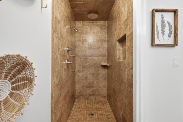 Falcon's Lea Patio Homes, 6020 Swinden Ln, Davie, Florida 33331, image 1