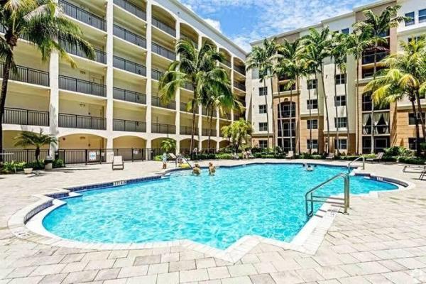 Vizcaya Lakes, 1690 Renaissance Commons Blvd #1404, Boynton Beach, Florida 33426, image 3