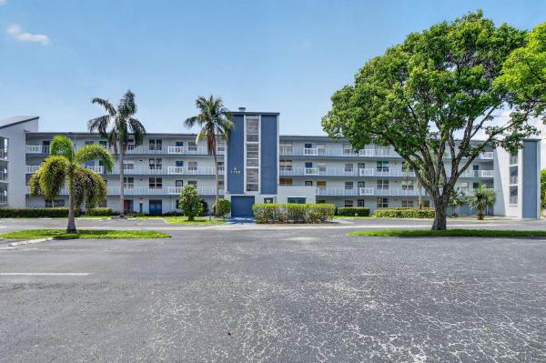 Palm Springs 2, 1700 NW 80th Ave #104, Margate, Florida 33063, image 2