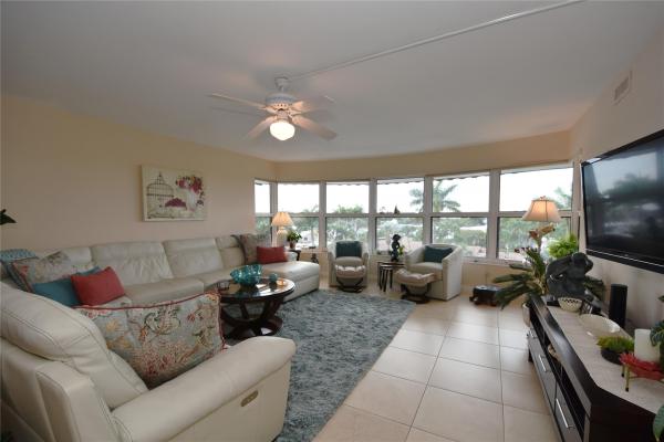 Heritage Landings, 3111 NE 51st St #405C, Fort Lauderdale, Florida 33308, image 2