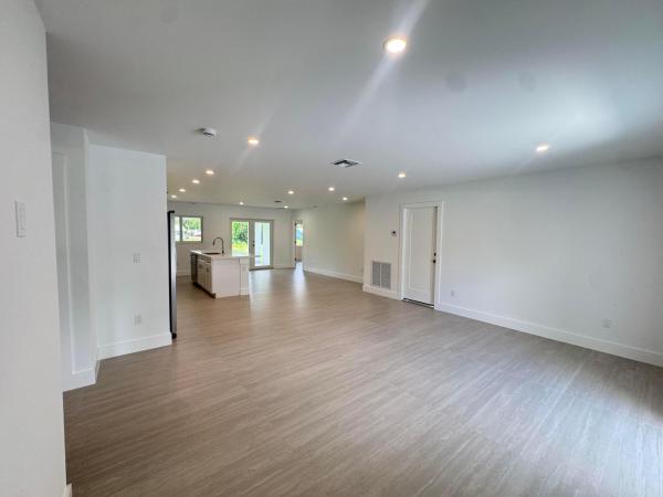 47 47th Ct N, West Palm Beach, Florida 33411, image 2