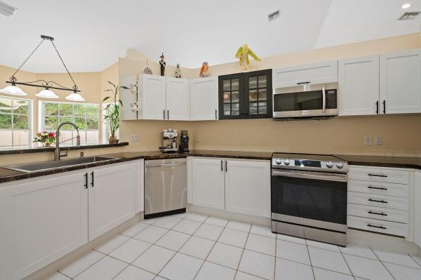 Carriage Pointe Estates, 4080 NW 83rd Ln, Coral Springs, Florida 33065, image 3