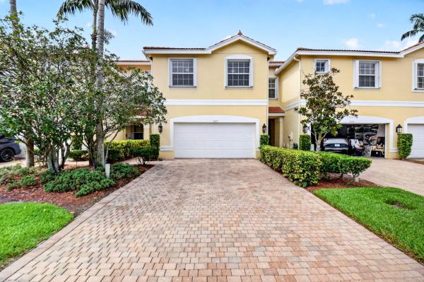 Greystone, 7662 Spatterdock Dr, Boynton Beach, Florida 33437, image 2