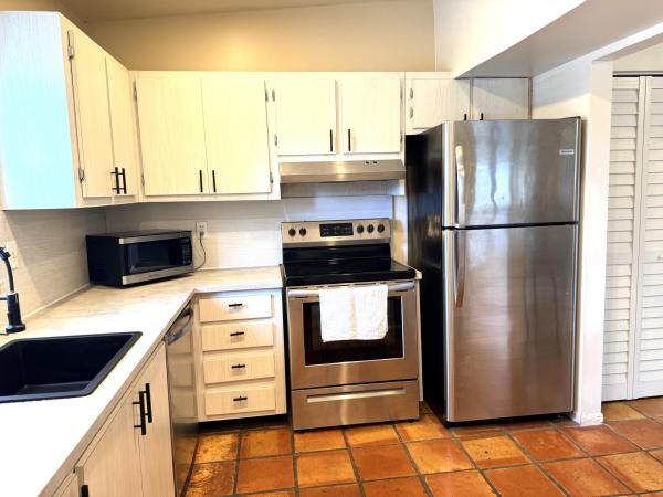 Raintree Forest, 301 N Pine Island Rd #265, Plantation, Florida 33324, image 2