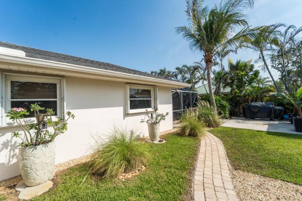 18 Saddleback Rd, Tequesta, Florida 33469, image 2
