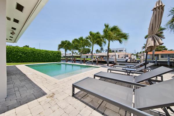 Pompano Isles, 2542 SE 10th St, Pompano Beach, Florida 33062, image 3