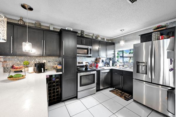 Woodlake Isles, 627 Banks Rd #48, Margate, Florida 33063, image 3