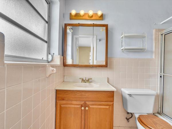 Beacon Heights, 4041 NE 18th Ter, Pompano Beach, Florida 33064, image 2