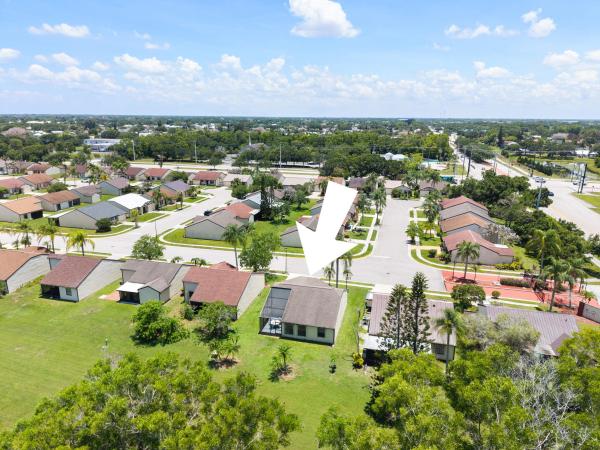 Walton Court, 2225 SE Barrington St, Port St. Lucie, Florida 34952, image 2
