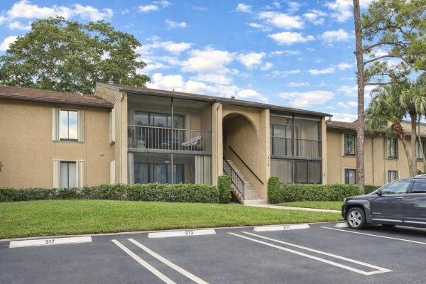 Pine Ridge North 3, 715 Sunny Pine Way #A2, Greenacres, Florida 33415, image 2