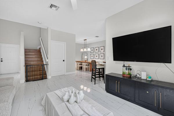 6455 Azura Lake Rd, Lake Worth Beach, Florida 33463, image 1