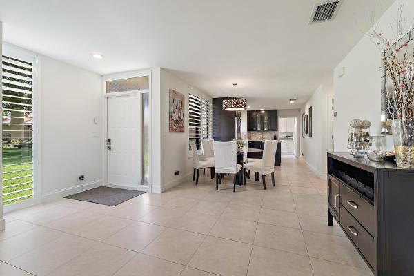 Patio Homes, 261 Old Meadow Way, Palm Beach Gardens, Florida 33418, image 2