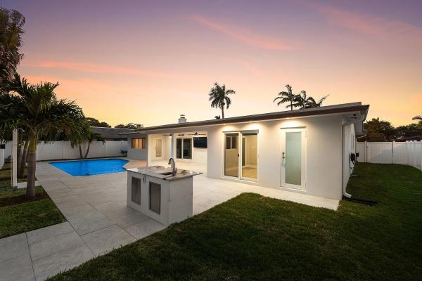 Lake Placid, 2846 NE 35th Ct, Lighthouse Point, Florida 33064, image 1