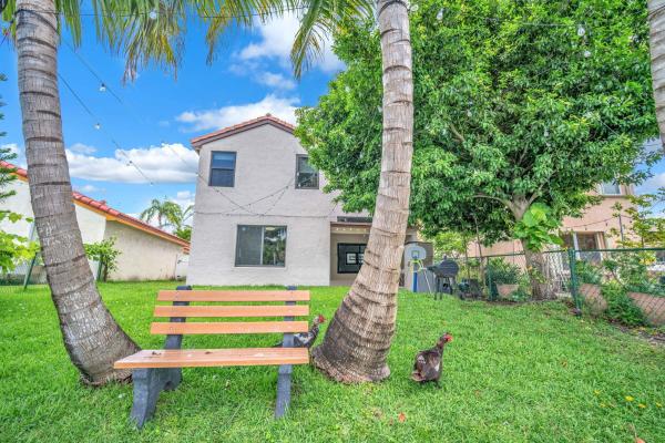 Silver Lakes, 2003 SW 173rd Ave, Miramar, Florida 33029, image 1