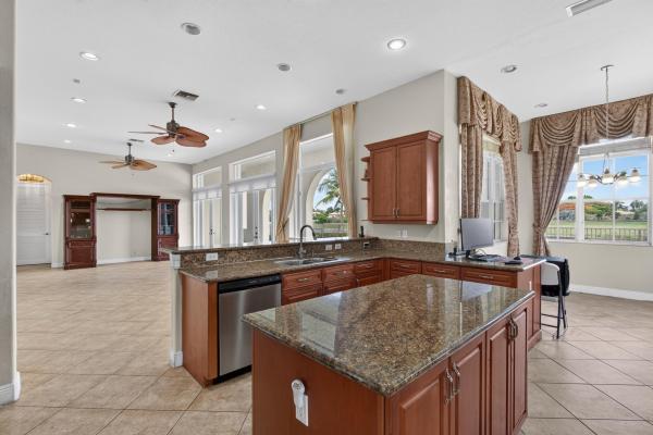 Edgewood At Heron Bay, 7213 NW 123rd Ave, Parkland, Florida 33076, image 2